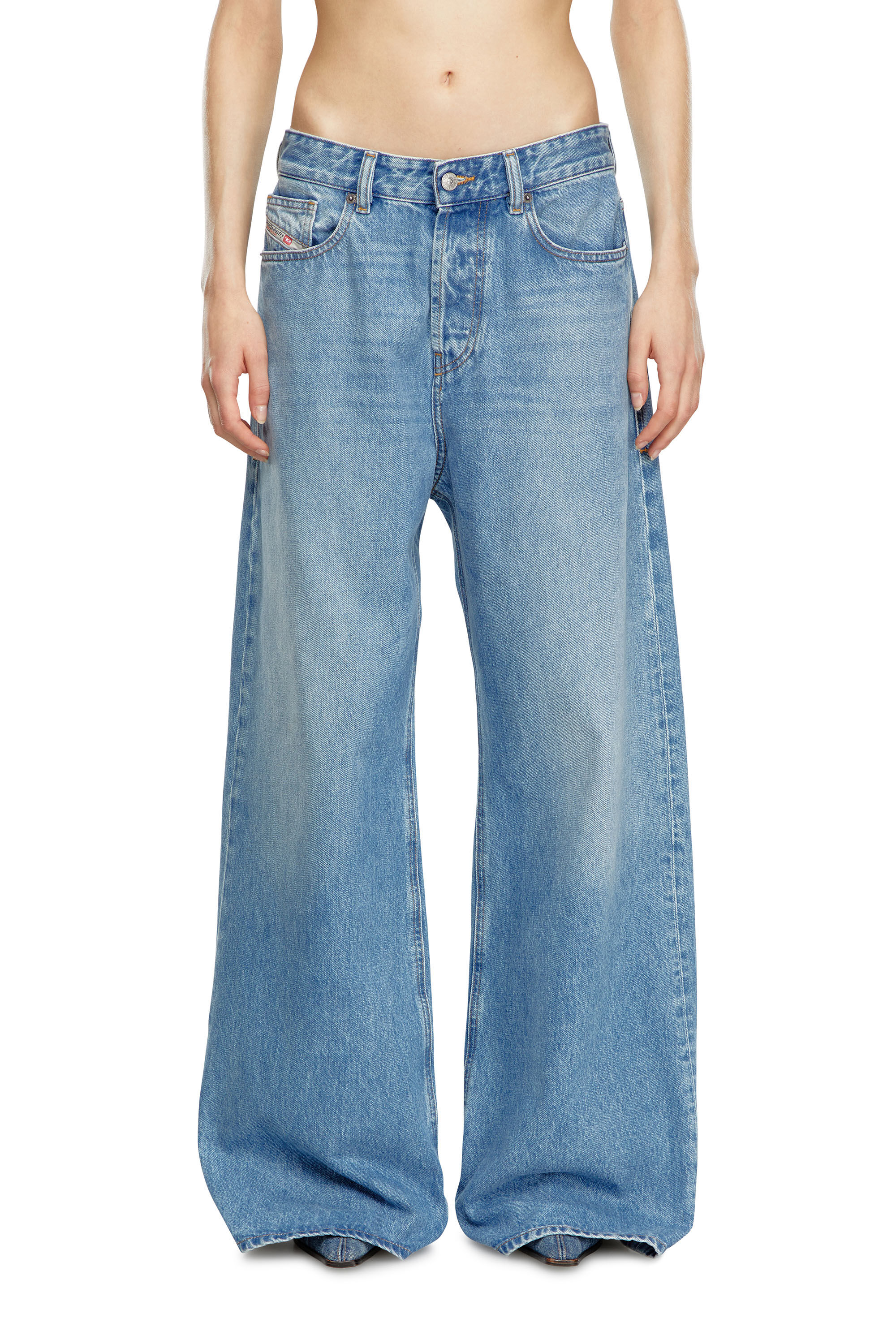 Diesel - Unisex's Relaxed Jeans 1996 D-Sire 09I29, Light Blue - 3