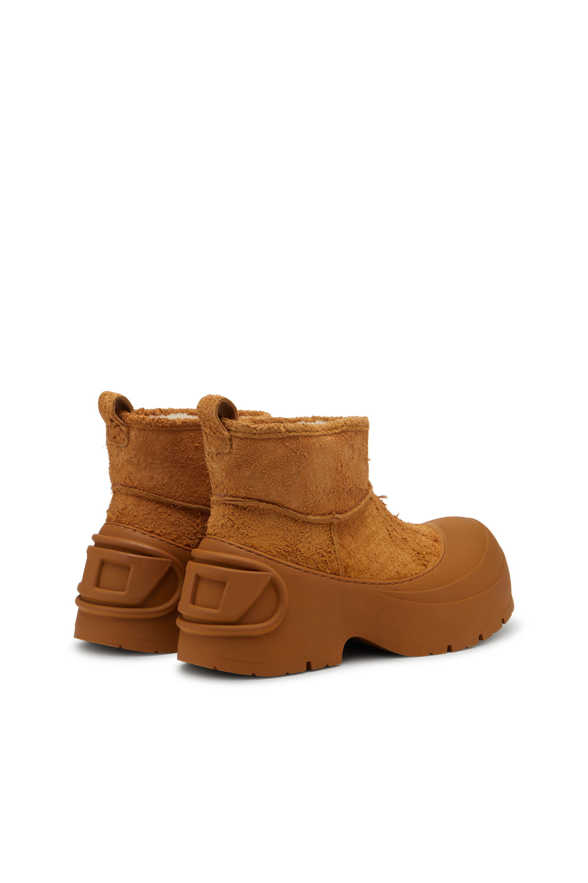 Diesel - D-DONALD MONTONE, Man's D-Donald-Chunky ankle boot with lug sole in Brown - 3