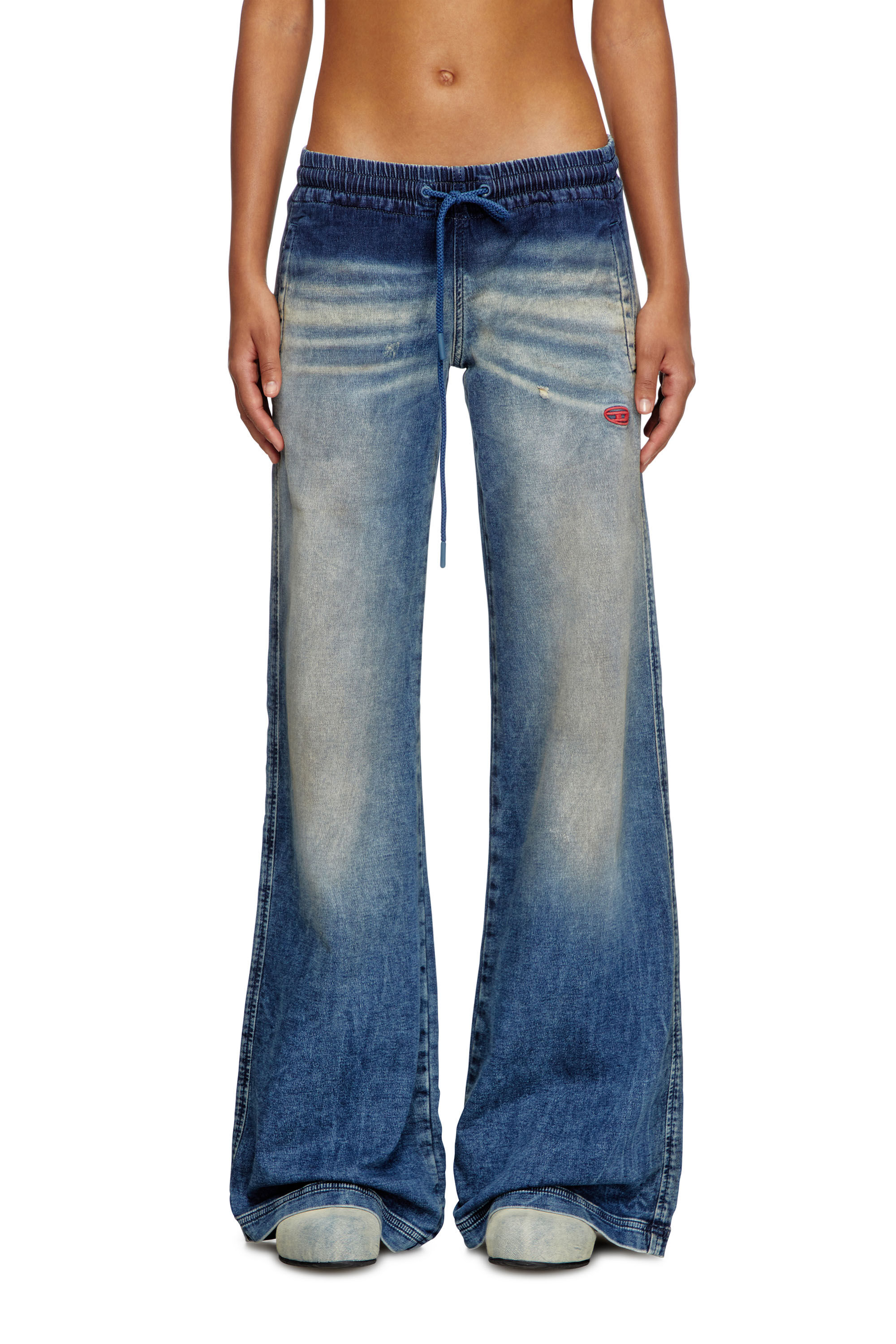 Diesel - Woman's Relaxed 2078 D-Ainty Joggjeans® 068PQ, Medium blue - 3