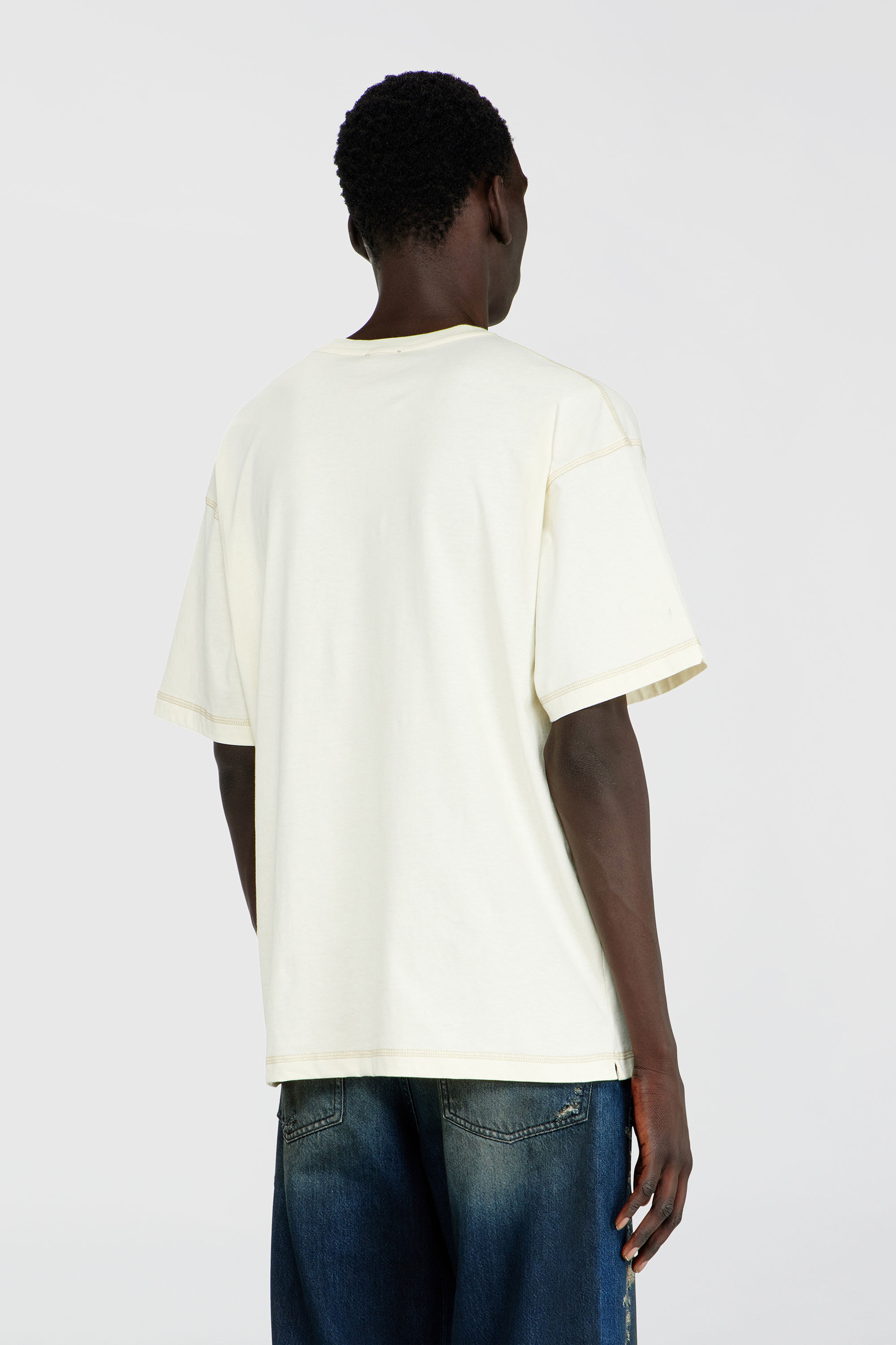 Diesel - T-BOXT-NOTCH, Man's Relaxed T-shirt with prints and embroderies in White - 4