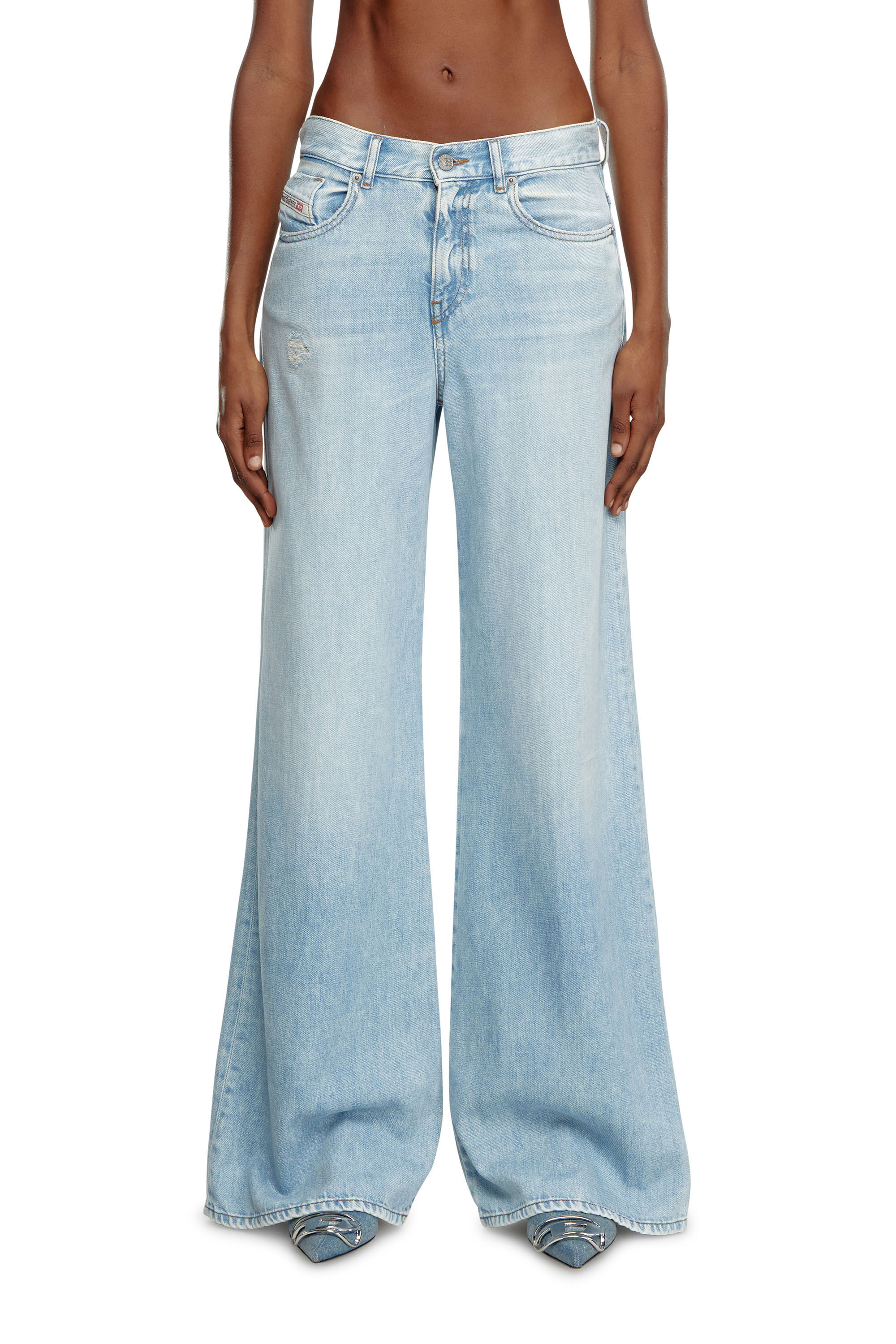 Diesel - Woman's Flare Jeans 1978 D-Akemi 068MQ, Light Blue - 3