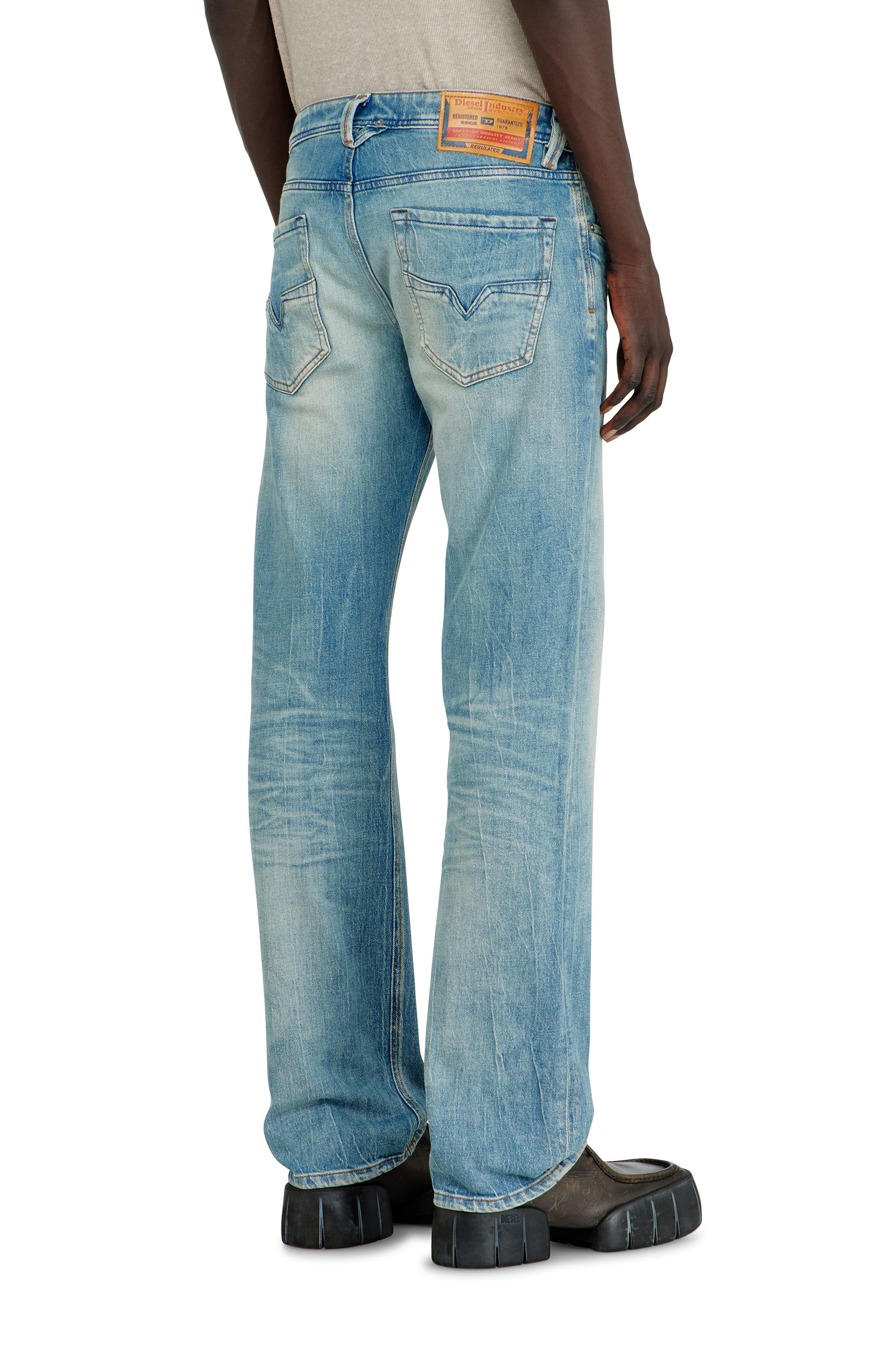 Diesel - Man's Regular Jeans 1985 Larkee 09P33, Light Blue - 5