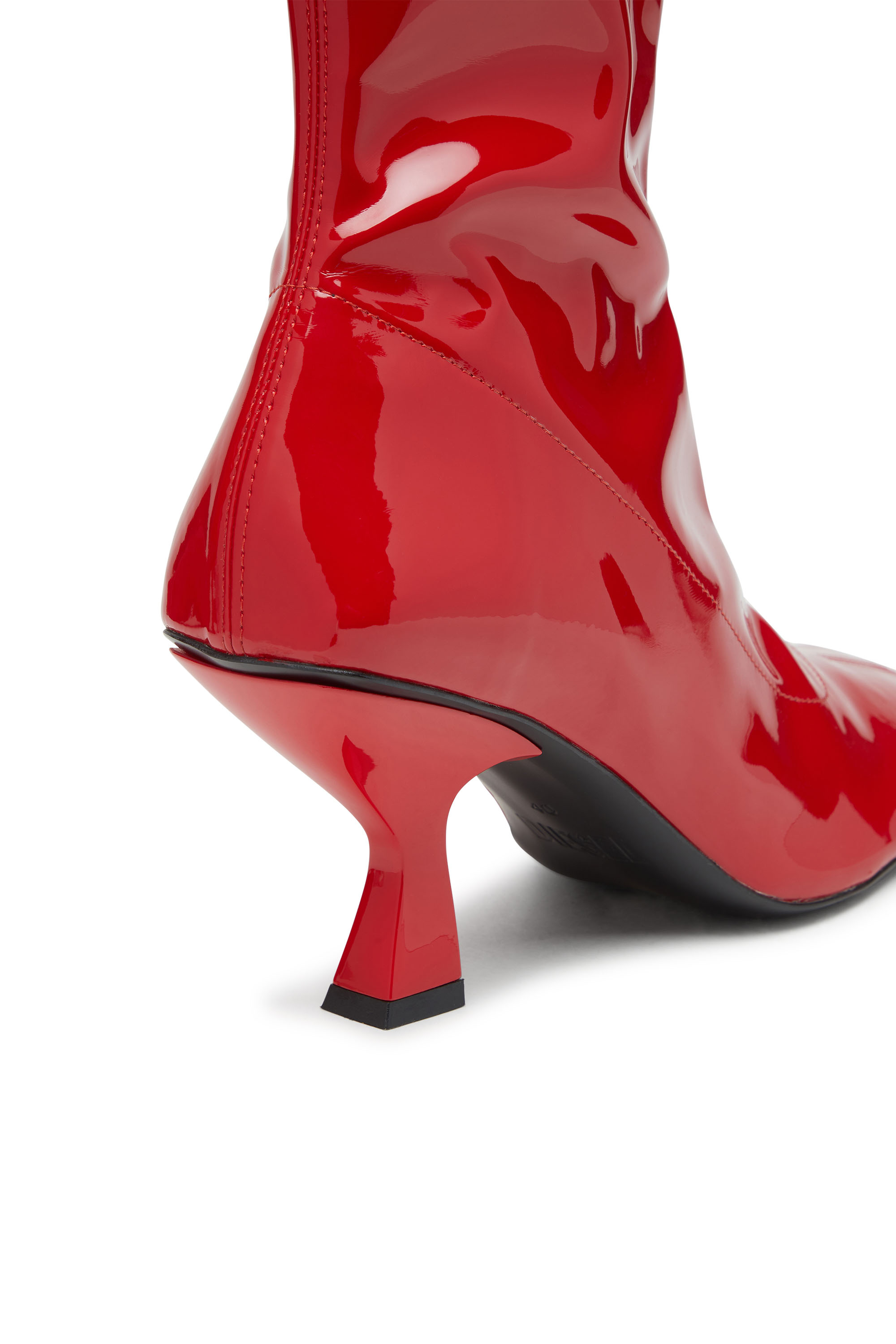 Diesel - D-AMBER MD BT, Woman's D-Amber-Ankle boots in patent stretch PU in Red - 4