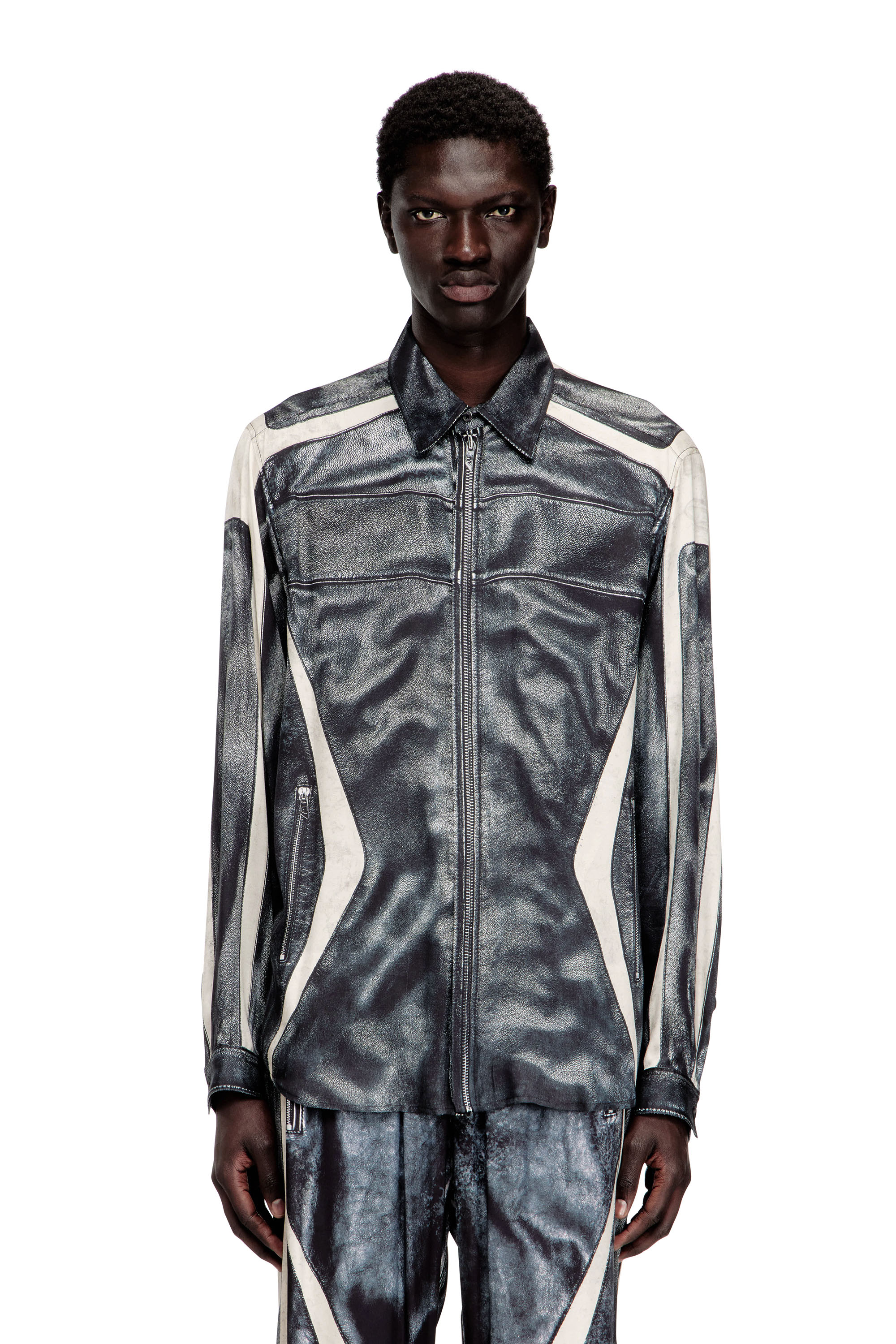 Diesel - S-SIMPLY-BMCZ, Man's Printed viscose shirt with front zip closure in Black/White - 1