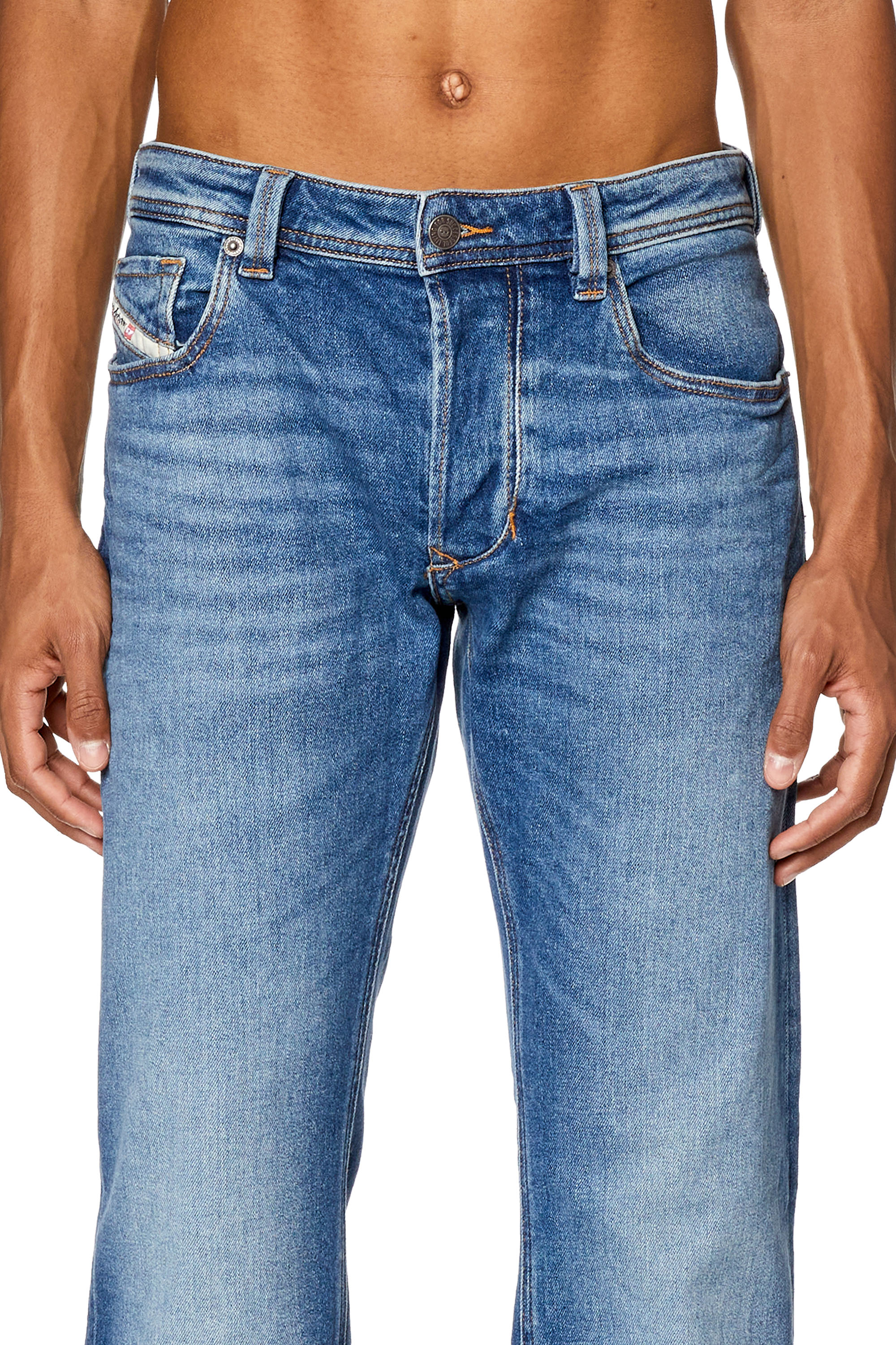 Diesel - Straight Jeans 1985 Larkee 0ENAT, Medium blue - Image 4