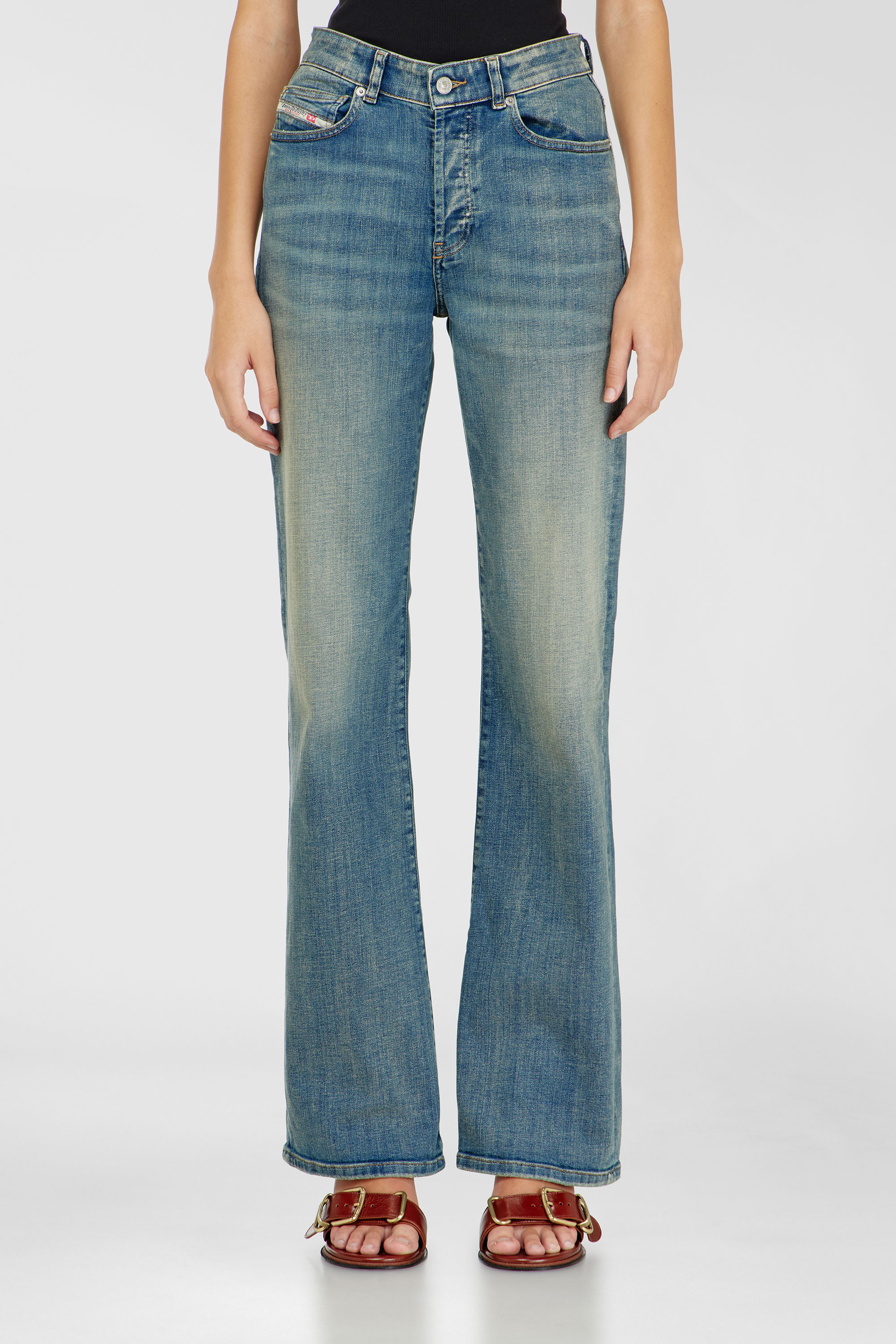 Diesel - Woman's Regular Jeans 1971 D-Sent 09N32, Medium blue - 4