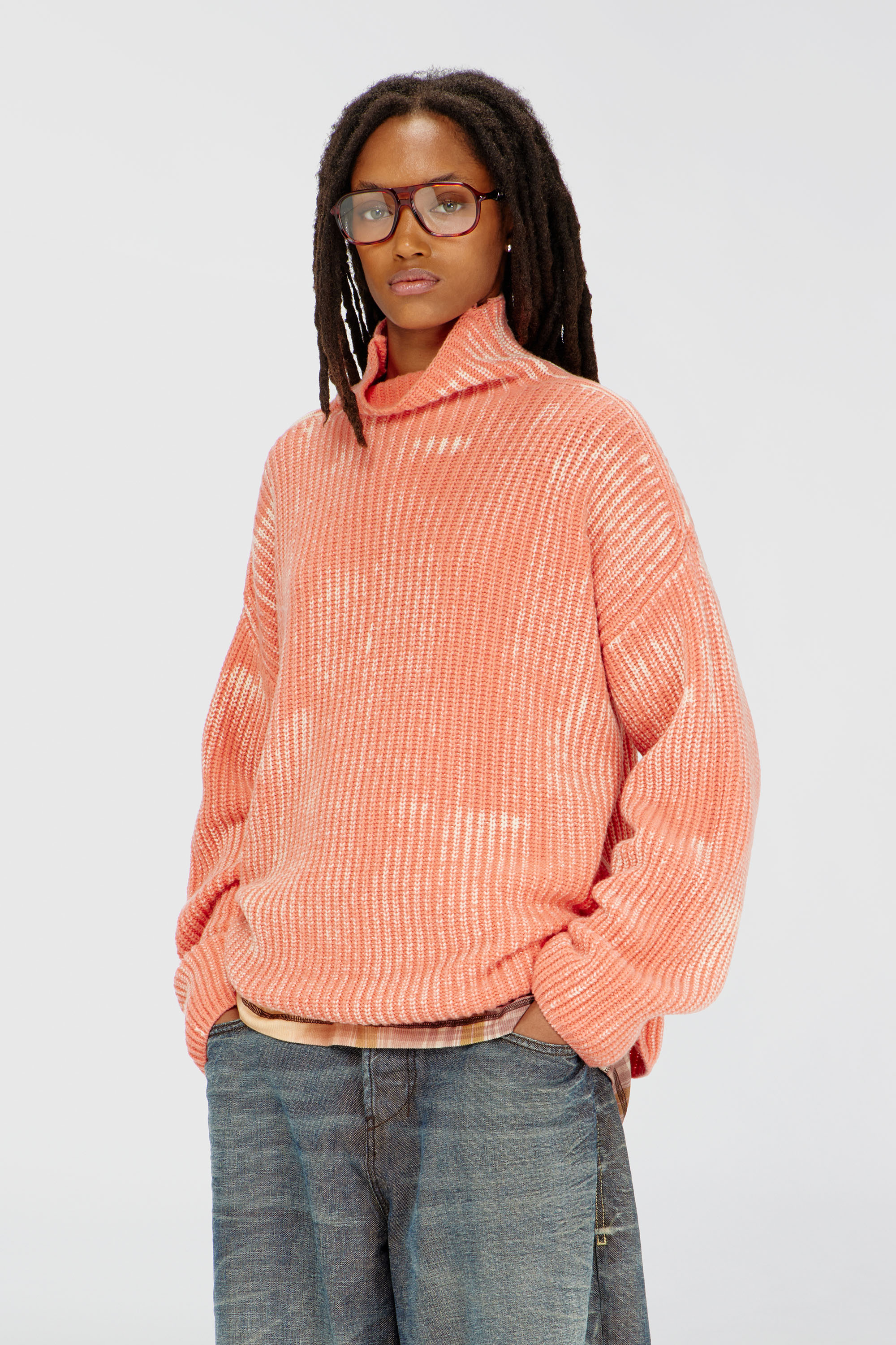 Diesel - M-AMET, Woman's Funnel-neck jumper in ribbed wool blend in Coral Rose - 2