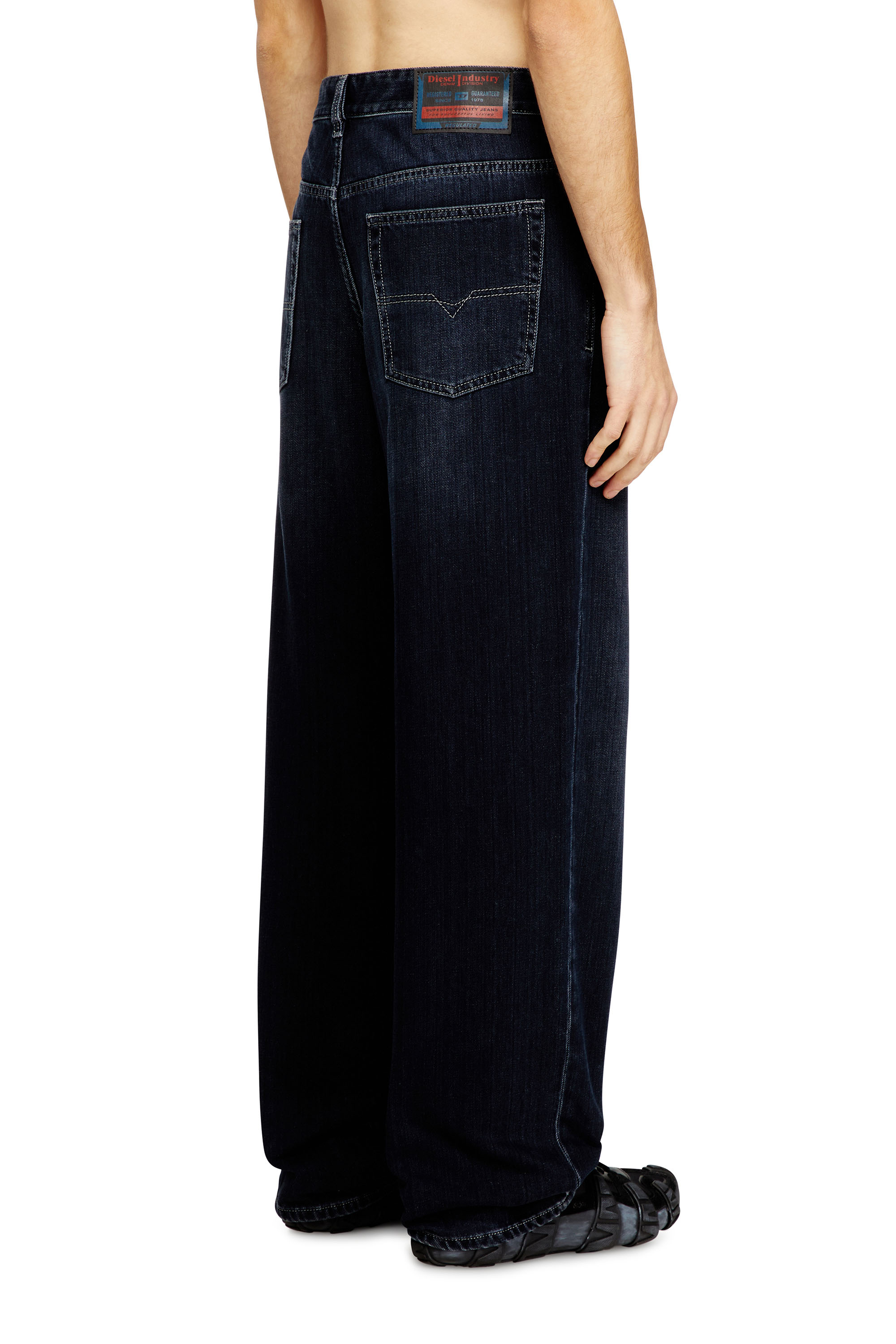 Diesel - Man's Relaxed Jeans 2001 D-Macro 09Q19, Dark Blue - 3