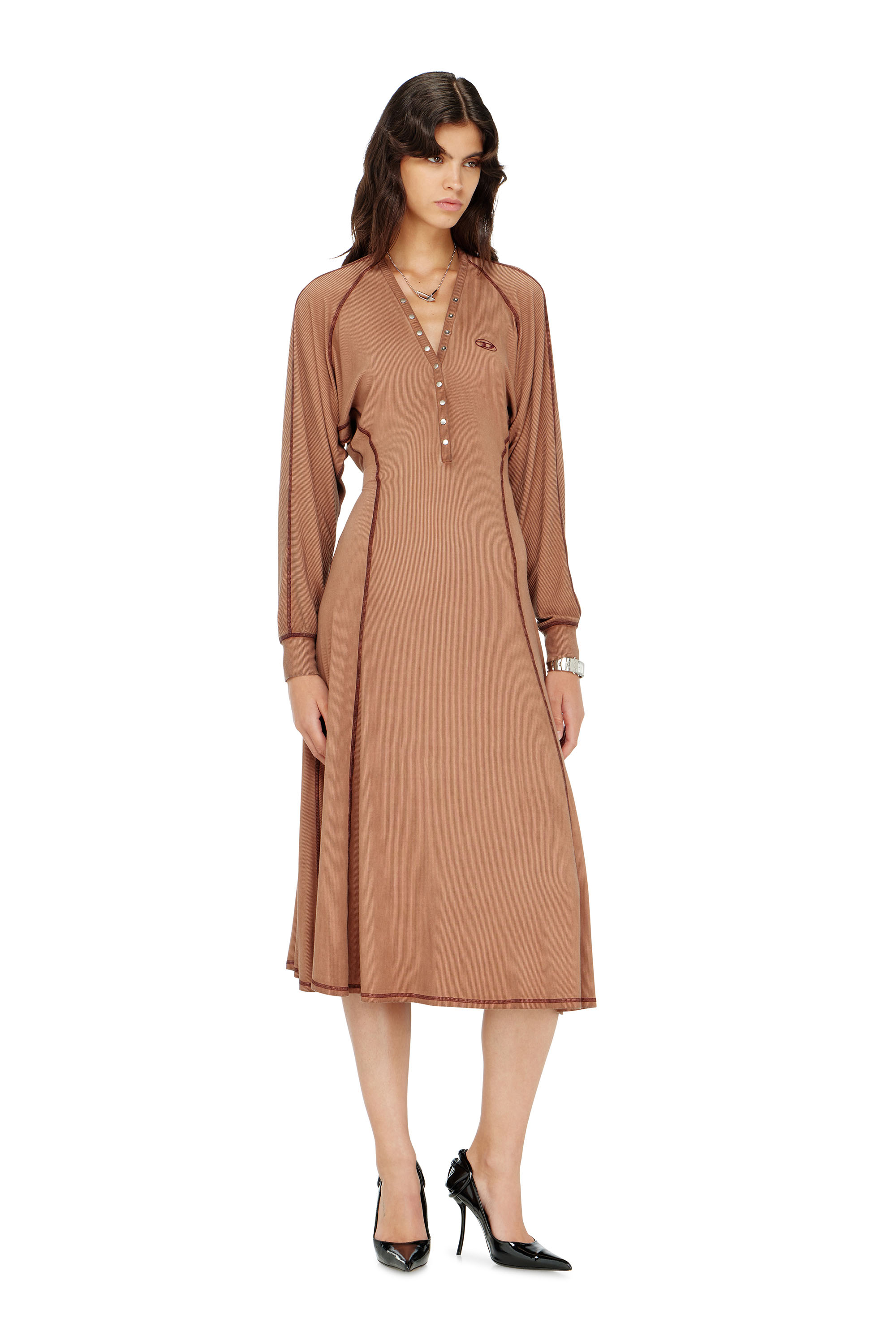 Diesel - D-ISERINA, Woman's Midi dress in ribbed jersey with batwing sleeves in Light Brown - 3